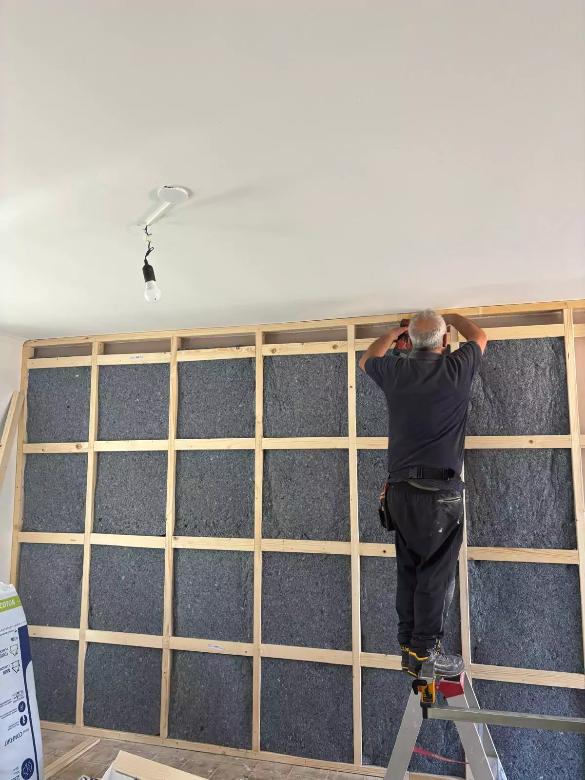 extra geluidsisolatie wanden laten plaatsen