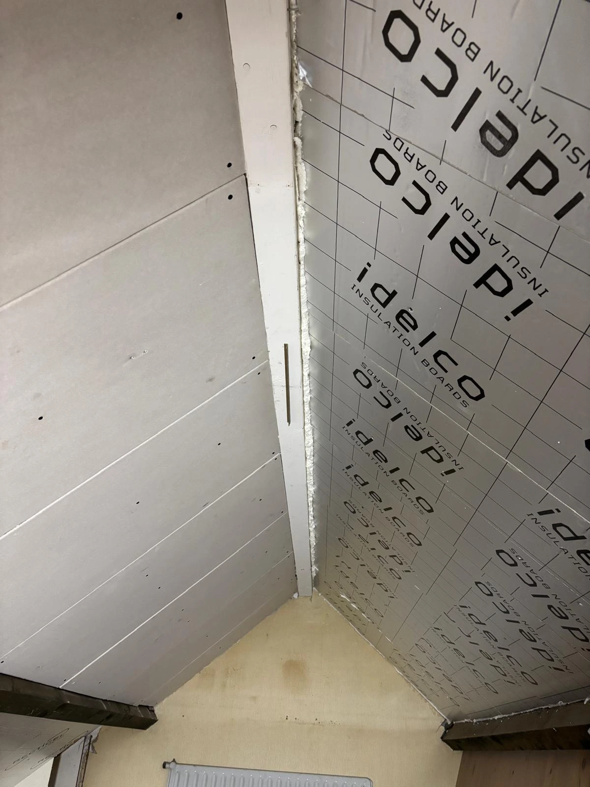 Dak isoleren binnenzijde